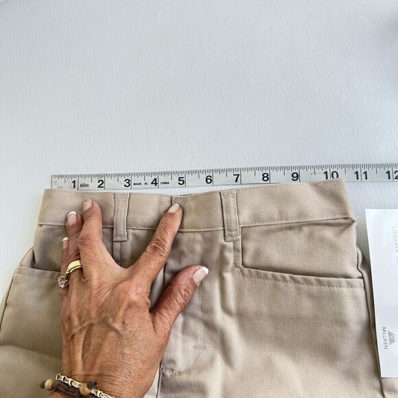 Lot Of 2 Classroom Uniforms Girls Bermuda Shorts Size 6 Khaki NEW - Picture 2 of 8